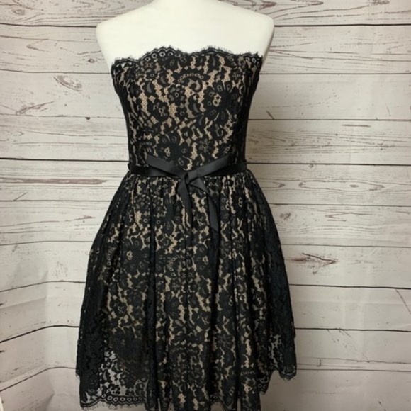 Black,Lace,Strapless Party Dress, Neiman's/RR Sz 8 - Picture 2 of 4